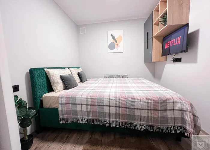 Renthouse Apartments Sleep&Go #4